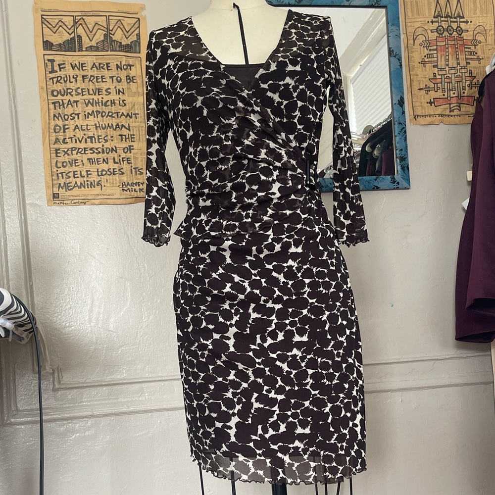 BCBGMaxAzria Black and White Abstract Long Sleeve Dress